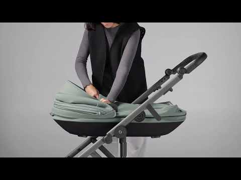 Foldable carrycot